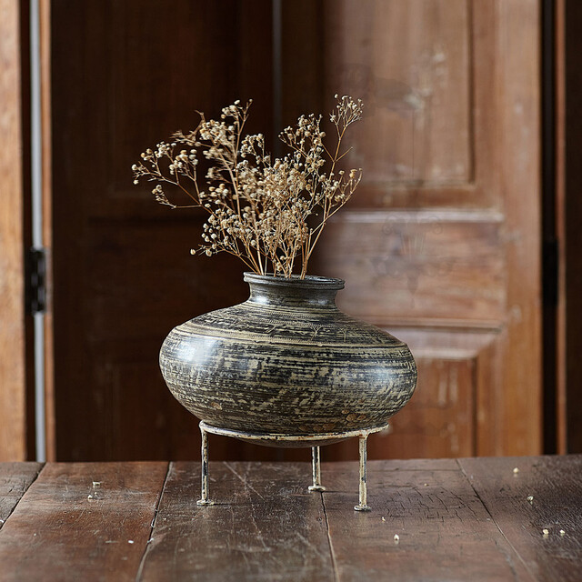 Декоративная ваза на подставке Wabi-Sabi, M
