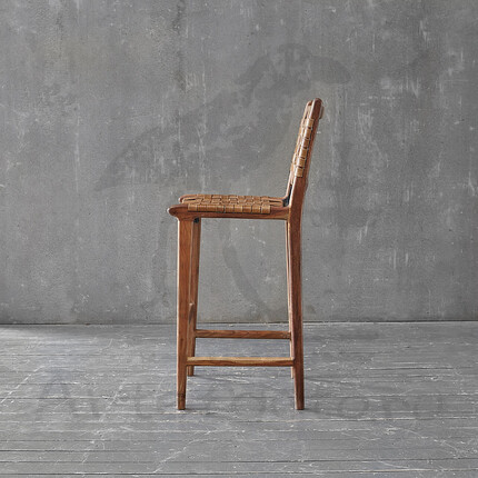 Барный стул с сиденьем с кожаным плетением