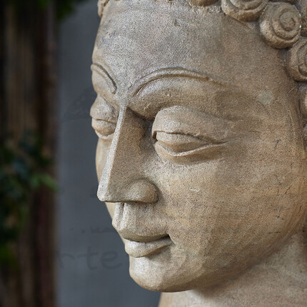 Большая статуэтка голова Будды