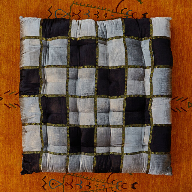 Напольная подушка Indian chess, grey L