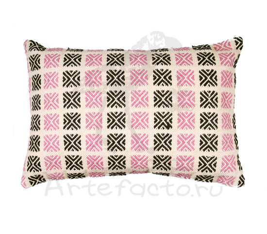 Прямоугольная подушка розово-черная