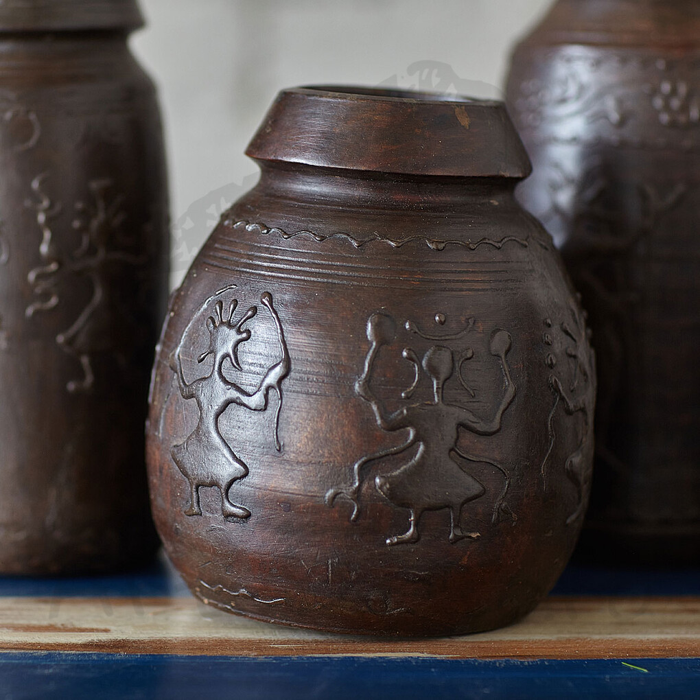 Декоративные вазы из Индии