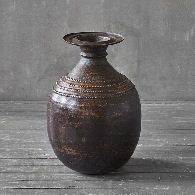 Антикварная ваза из латуни