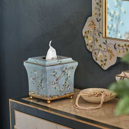 Салфетница Шинуазри, light blue Голубая салфетница с цветочными мотивами
