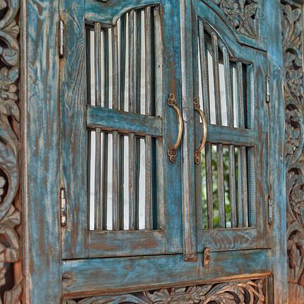 Индийское зеркало со створками голубое