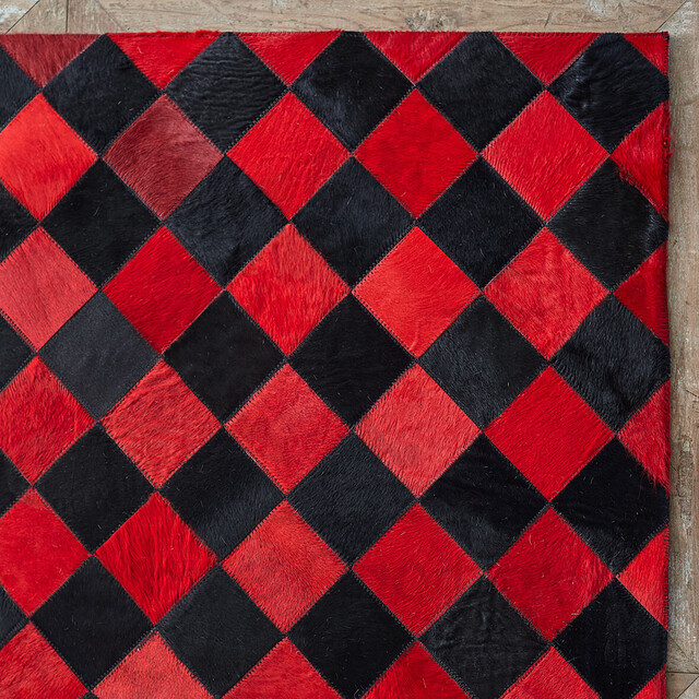 Ковер из шкуры буйвола Patchwork, red