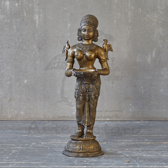 Латунная статуэтка Lakshmi