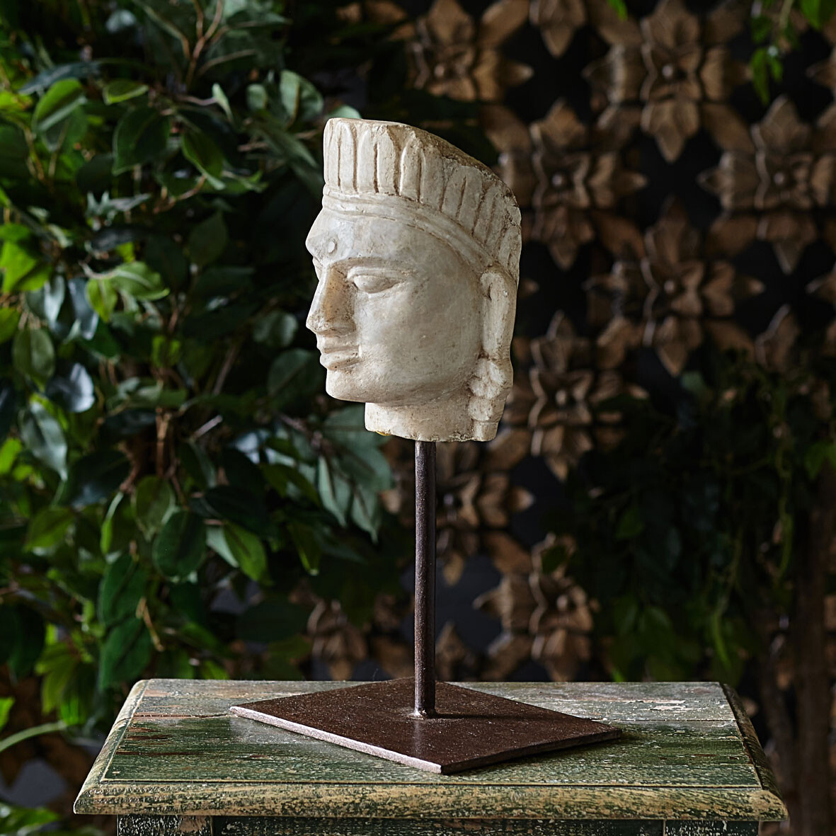 Декоративная статуэтка из Индии мрамор
