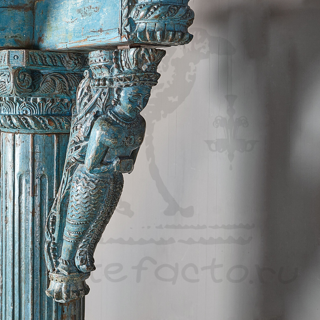 Комплект старинных колонн, 2 шт Комплект старинных колонн, 2 шт