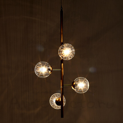 Подвесной светильник с круглыми плафонами на 4 лампы