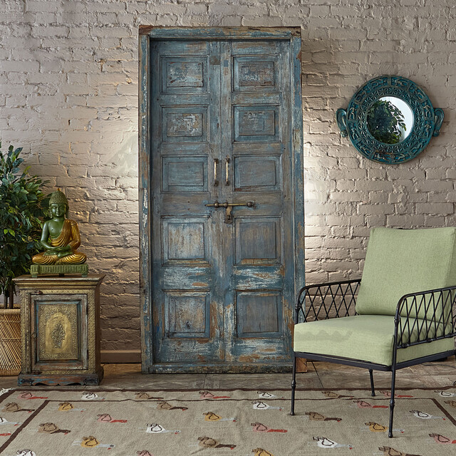 Старинная дверь Chandra
