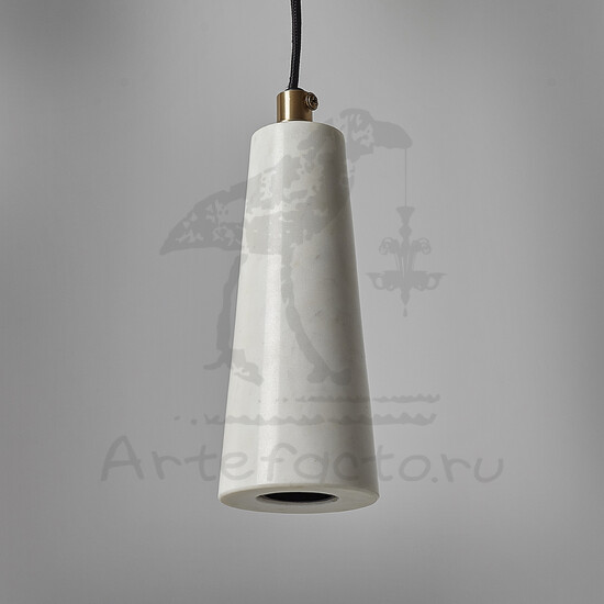 Подвесной светильник из белого мрамора