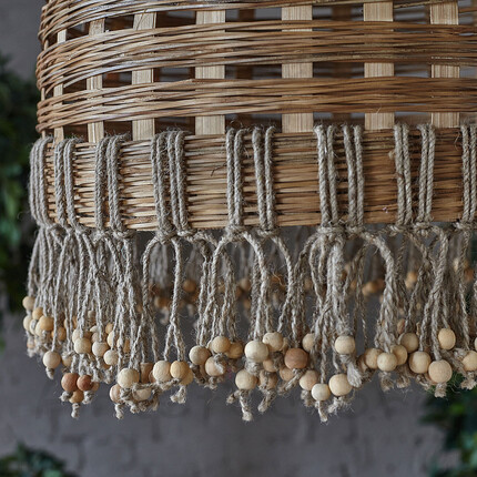 Подвесной плетеный светильник из бамбука